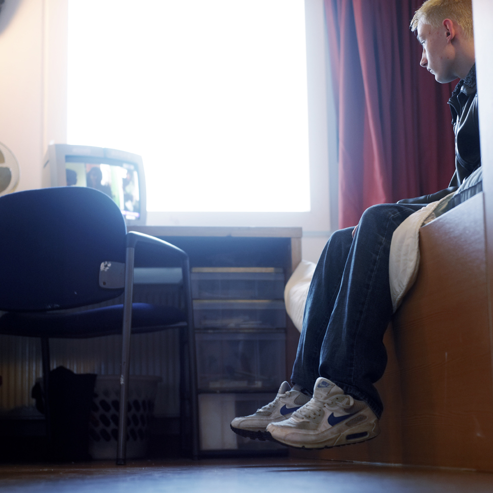 121625 Vet Vast, book, Living in borstal Doggershoek, Den Helder>2005